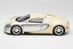 Bugatti Veyron Edition Centenaire Chrome Beige Minichamps 1:18 100110854 Μέταλλο - εικόνα 4 από 8