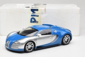 Bugatti Veyron Edition Centenaire Chrome Blue Minichamps 1:18 100110850-O Μέταλλο - εικόνα 7 από 7