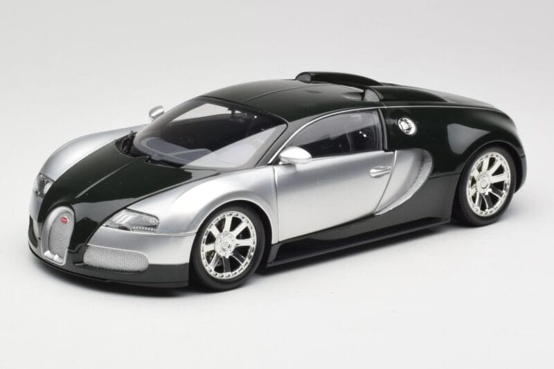Bugatti Veyron Edition Centenaire Chrome Green Minichamps 1:18 100110852 Μέταλλο