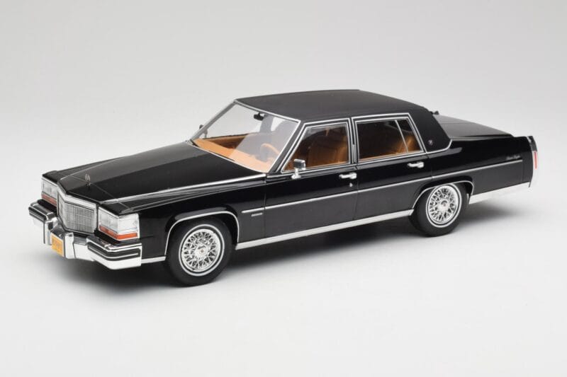 Cadillac Fleetwood Brougham Μαύρο MCG 1:18 MCG18250 Μέταλλο