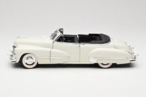 Cadillac Series 62 Καμπριολέ Λευκό Anson 1:18 30335 Μέταλλο - εικόνα 4 από 8