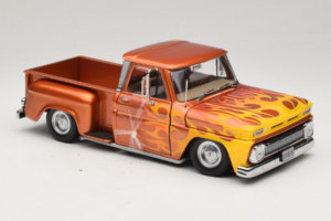 Chevrolet C-10 Stepside Pickup Lowrider Πορτοκαλί με Φλόγα Sun Star 1:18 1392 Μέταλλο - εικόνα 4 από 6