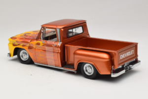Chevrolet C-10 Stepside Pickup Lowrider Πορτοκαλί με Φλόγα Sun Star 1:18 1392 Μέταλλο - εικόνα 5 από 6