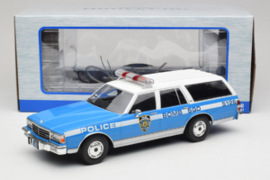 Chevrolet Caprice Estate Wagon NYPD MCG 1:18 MCG18477 Μέταλλο - εικόνα 6 από 6