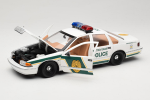 Chevrolet Caprice Metro Dade Αστυνομία UT Models 1:18 21024 Μέταλλο - εικόνα 2 από 8