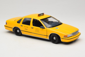 Chevrolet Caprice NYC Ταξί UT Models 1:18 180142095 Μέταλλο - εικόνα 6 από 8