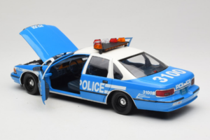Chevrolet Caprice New York Αστυνομία UT Models 1:18 180142097 Μέταλλο - εικόνα 7 από 8