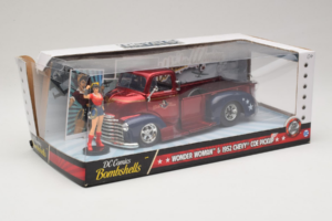Chevrolet COE Pickup Wonder Woman With Figure Metals Diecast 1:24 30453 Μέταλλο - εικόνα 2 από 3