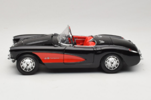 Chevrolet Corvette C1 Μαύρο & Κόκκινο Bburago 1:18 3034-M1 Μέταλλο - εικόνα 4 από 8