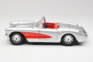 Chevrolet Corvette C1 Ασημί & Κόκκινο Bburago 1:18 3024-M1 Μέταλλο - εικόνα 4 από 8