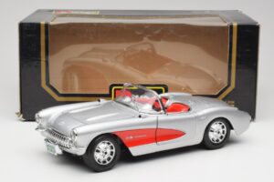 Chevrolet Corvette C1 Ασημί & Κόκκινο Bburago 1:18 3024-M1 Μέταλλο - εικόνα 8 από 8