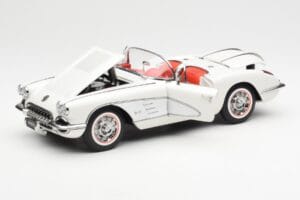 Chevrolet Corvette C1 Spider Hard Top Snowcrest Λευκό AUTOart 1:18 71147 Μέταλλο - εικόνα 2 από 8