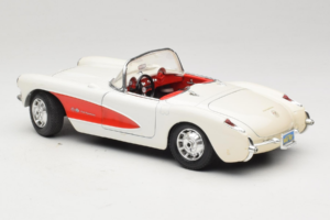 Chevrolet Corvette C1 Λευκό & Κόκκινο Bburago 1:18 3024-M3 Μέταλλο - εικόνα 7 από 8