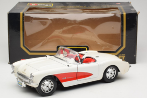 Chevrolet Corvette C1 Λευκό & Κόκκινο Bburago 1:18 3024-M3 Μέταλλο - εικόνα 8 από 8