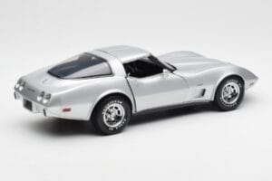 Chevrolet Corvette C3 Ασημί UT Models 1:18 21072 Μέταλλο - εικόνα 3 από 8