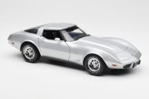 Chevrolet Corvette C3 Ασημί UT Models 1:18 21072 Μέταλλο - εικόνα 6 από 8