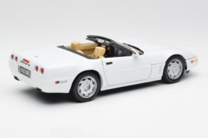 Chevrolet Corvette C4 Καμπριολέ Λευκό Maisto 1:18 32830 Μέταλλο - εικόνα 3 από 8