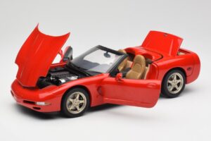 Chevrolet Corvette C5 Καμπριολέ Κόκκινο UT Models 1:18 21006 Μέταλλο - εικόνα 2 από 8