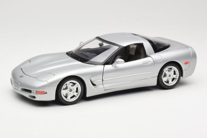 Chevrolet Corvette C5 Ασημί Bburago 1:18 3056 Μέταλλο