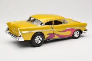 Chevrolet Custom Κίτρινο με Φλόγα Hot Wheels 1:18 21356 Μέταλλο - εικόνα 3 από 8