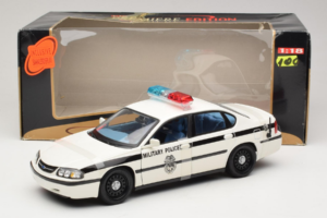 Chevrolet Impala Military Police Maisto 1:18 36611 Μέταλλο - εικόνα 6 από 6