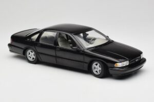 Chevrolet Impala SS Μαύρο UT Models 1:18 21031 Μέταλλο - εικόνα 6 από 8