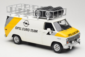 Opel Manta 400 Group B Rally Tour de Corse 1984 Με Chevrolet G30 Βαν Υποστήριξης Otto 1:18 OT491 Ρητίνη - εικόνα 7 από 13