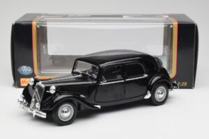Citroen 15CV 6 Cyl Μαύρο Maisto 1:18 31821 Μέταλλο - εικόνα 8 από 8