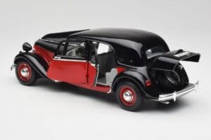 Citroen 15CV 6 Cyl Μαύρο & Κόκκινο Valmy Maisto 1:18 56009 Μέταλλο - εικόνα 5 από 8