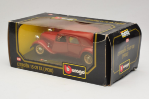 Citroen 15CV TA Κόκκινο Bburago 1:24 1501 Μέταλλο - εικόνα 3 από 3