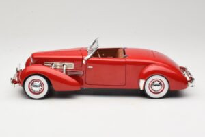 Cord 812 Καμπριολέ Κόκκινο American Muscle 1:18 32158 Μέταλλο - εικόνα 4 από 8