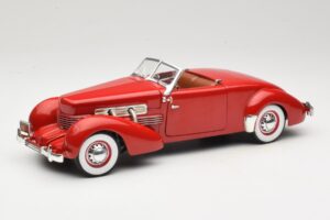 Cord 812 Καμπριολέ Κόκκινο American Muscle 1:18 32158 Μέταλλο