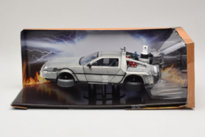 DeLorean DMC-12 Time Machine Back to the Future II Jada 1:24 253255021 Μέταλλο - εικόνα 2 από 2