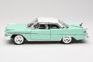 DeSoto Adventurer Πράσινο Road Signature 1:18 92738-R1 Μέταλλο - εικόνα 4 από 8