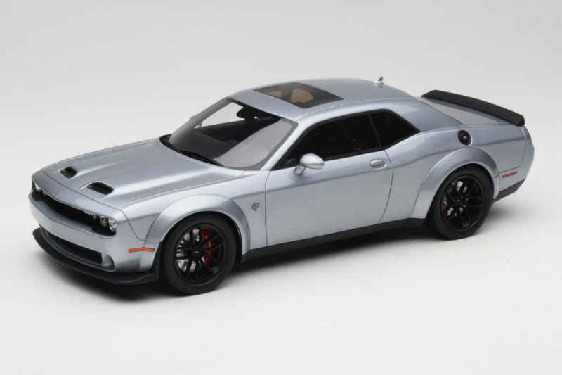 Dodge Challenger SRT Hellcat Redeye Ασημί GT Spirit 1:18 GT226 Ρητίνη