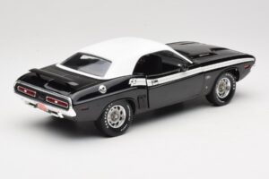 Dodge Challenger R/T Μαύρο & Λευκό ERTL 1:18 36549 Μέταλλο - εικόνα 3 από 8