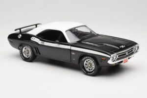 Dodge Challenger R/T Μαύρο & Λευκό ERTL 1:18 36549 Μέταλλο - εικόνα 6 από 8