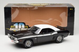 Dodge Challenger R/T Μαύρο & Λευκό ERTL 1:18 36549 Μέταλλο - εικόνα 8 από 8