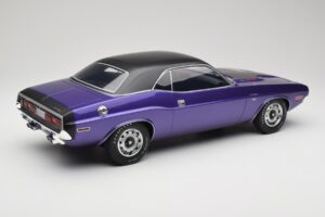 Dodge Challenger R/T Plum Crazy Otto 1:12 G083 Ρητίνη - εικόνα 2 από 6