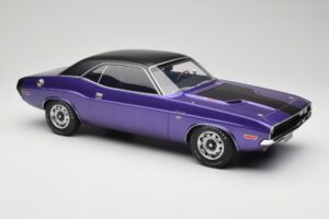 Dodge Challenger R/T Plum Crazy Otto 1:12 G083 Ρητίνη - εικόνα 4 από 6