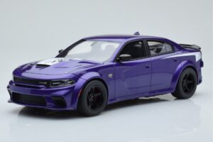 Dodge Charger Super Bee Μωβ GT Spirit 1:18 GT895 Ρητίνη