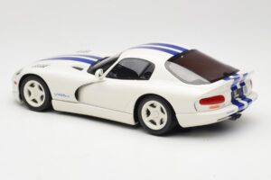 Dodge Viper GTS Stone White GT Spirit 1:18 GT940 Ρητίνη - εικόνα 5 από 6