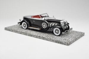 Duesenberg Model J Torpedo Disappearing Top Convertible Coupe Ασημί Μαύρο Minichamps 1:18 107150431 Ρητίνη - εικόνα 4 από 6