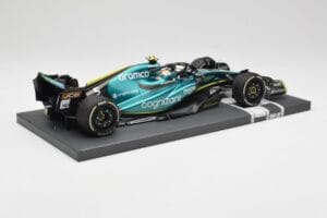 Aston Martin AMR22 Aramco #5 S. Vettel Abu Dhabi GP 2022 Last Race Collector's Edition Minichamps 1:18 117222205 Ρητίνη - εικόνα 3 από 7