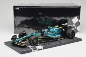 Aston Martin AMR22 Aramco #5 S. Vettel Abu Dhabi GP 2022 Last Race Collector's Edition Minichamps 1:18 117222205 Ρητίνη - εικόνα 7 από 7