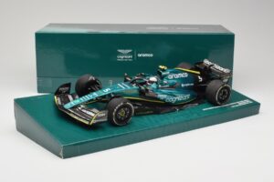 Aston Martin AMR22 #5 S. Vettel Last Race Abu Dhabi GP 2022 Minichamps 1:18 147222205 Ρητίνη - εικόνα 7 από 7