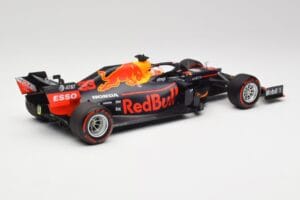 Aston Martin Red Bull Racing RB15 #33 M. Verstappen F1 2019 Minichamps 1:18 110190033 Μέταλλο - εικόνα 2 από 7