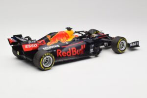 Aston Martin Red Bull Racing RB16 #33 M. Verstappen Abu Dhabi GP Winner 2020 Minichamps 1:18 110201733 Μέταλλο - εικόνα 2 από 7