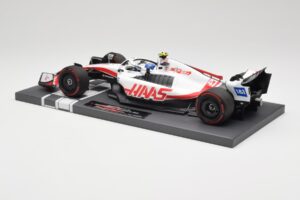Haas VF-22 #47 M. Schumacher Brazilian GP 2022 Minichamps 1:18 117222147 Ρητίνη - εικόνα 5 από 7