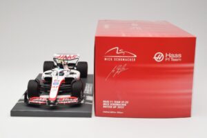 Haas VF-22 #47 M. Schumacher British GP 2022 Minichamps 1:18 117221047 Ρητίνη - εικόνα 6 από 7